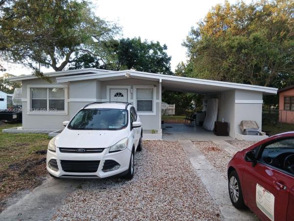 Lauderdale Manors, 948 NW 14th Ct, Fort Lauderdale, Florida 33311, image 1