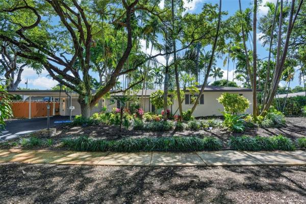 Coral Reef Estates, 15821 SW 86th Ave, Palmetto Bay, Florida 33157, image 1