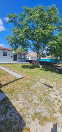 Hollywood Park, 2211 Cleveland St, Hollywood, Florida 33020, image 1