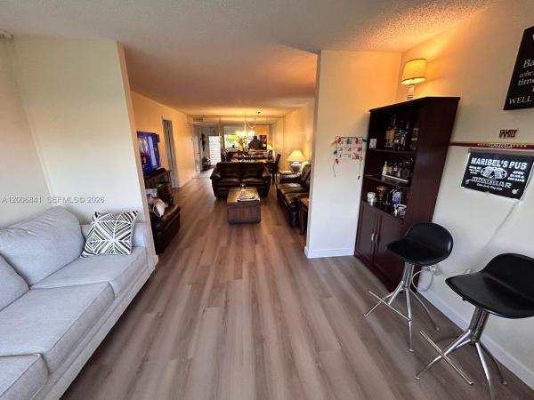 Sunrise Lakes 3, 9801 Sunrise Lakes Blvd #208, Sunrise, Florida 33322, image 1