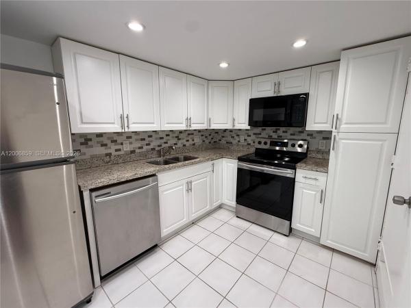 Coastal Towers, 400 Kings Point Dr #608, Sunny Isles Beach, Florida 33160, image 1