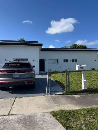 Sierra, 25 NW 193rd St, Miami Gardens, Florida 33169, image 1