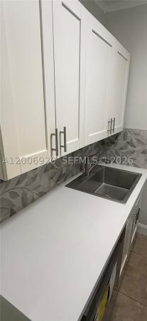 Fairgreen, 2816 Pine Tree Dr #2, Miami Beach, Florida 33140, image 3