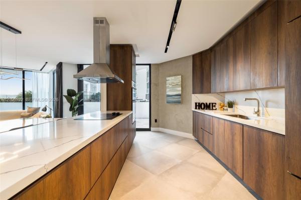 Hidden Bay, 3370 NE 190th St #409, Aventura, Florida 33180, image 2