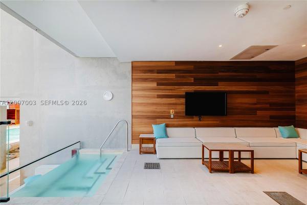 20 NE 11th St #4202, Miami, Florida 33132, image 3