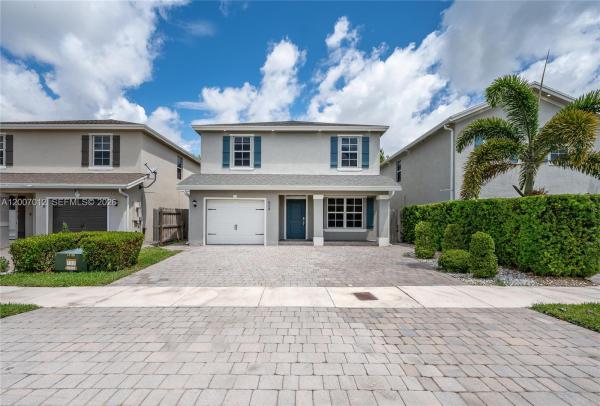 Royal Homes West, 624 NE 5th St, Florida City, Florida 33034, image 3