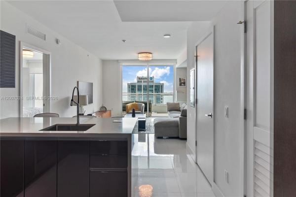 The Bond On Brickell, 1080 Brickell Ave #3502, Miami, Florida 33131, image 1