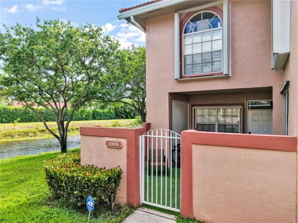 Eagle Creek Townhomes, 11808 Royal Palm Blvd, Coral Springs, Florida 33065, image 1