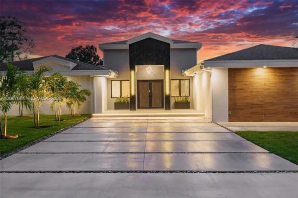 13540 SW 98th Ct, Miami, Florida 33176, image 1