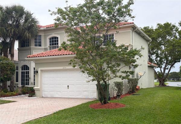 Laguna Isles, Pembroke Pines, Florida 33332, image 1