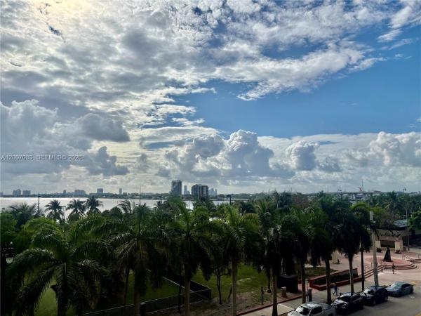 1800 Club, 1800 N Bayshore Dr #303, Miami, Florida 33132, image 1