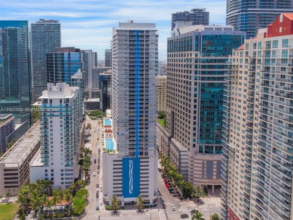 The Club At Brickell Bay, 1200 Brickell Bay Dr #1907, Miami, Florida 33131, image 3