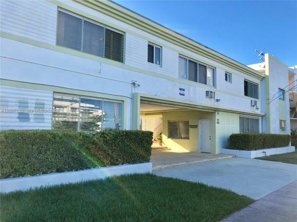 Joycia Apartments, 2250 Bay Dr #8, Miami Beach, Florida 33141, image 3