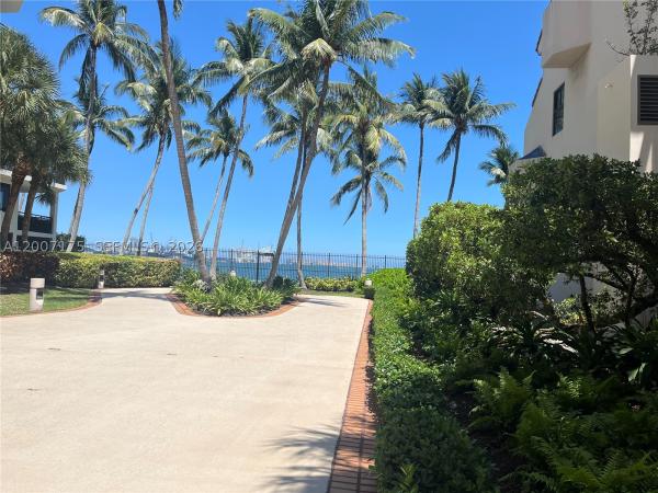 Brickell Key Two, 540 Brickell Key Dr #1809, Miami, Florida 33131, image 2