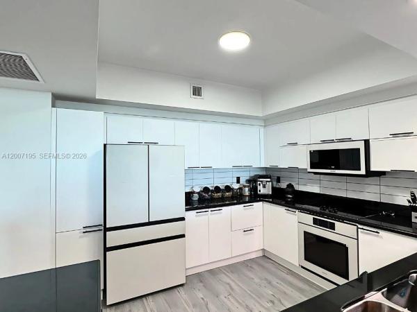 One Fifty One At Biscayne, 14951 Royal Oaks Ln #1708, North Miami, Florida 33181, image 1