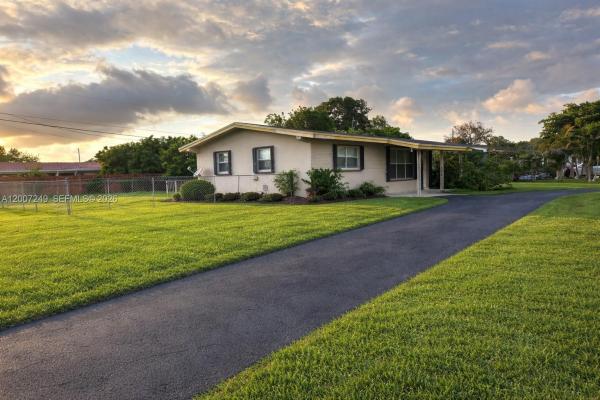 Miramar Residential, 2724 Acapulco Dr, Miramar, Florida 33023, image 1
