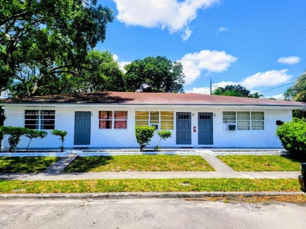 Fulford By The Sea, 2099 NE 172nd St, North Miami Beach, Florida 33162, image 2