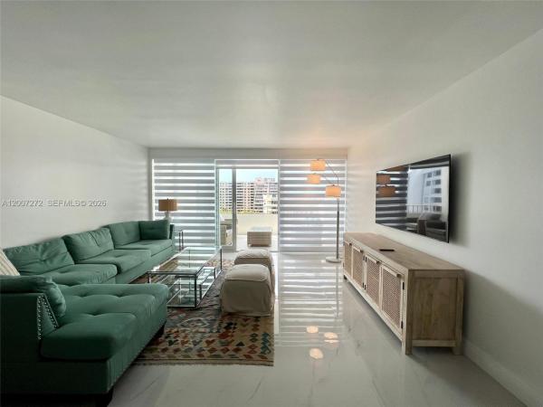 Commodore Club West, 155 Ocean Lane Dr #1011, Key Biscayne, Florida 33149, image 2