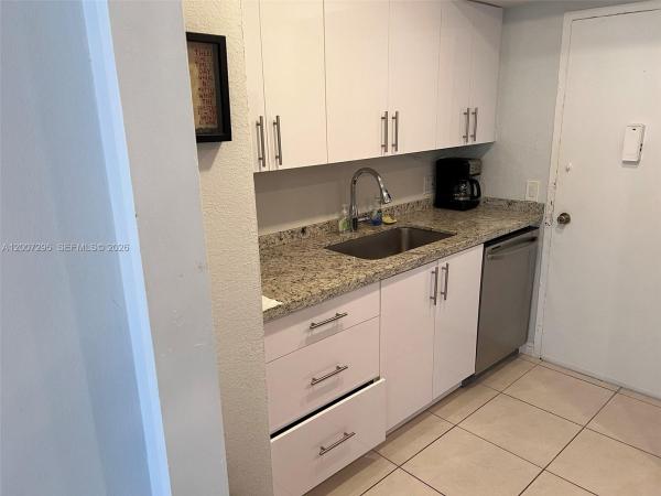 The Alexander Towers, 3505 S Ocean Dr #318, Hollywood, Florida 33019, image 2