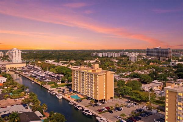 Keystone Towers, 2000 NE 135th St #PH, North Miami, Florida 33181, image 1