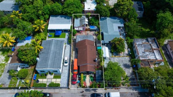 St James Park, 145 NW 31st St, Miami, Florida 33127, image 1