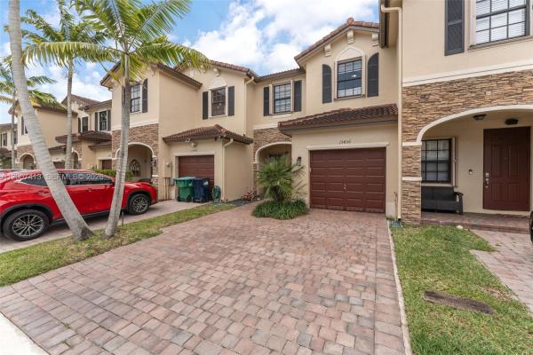 15436 SW 119th Ter, Unincorporated Dade County, Florida 33196, image 2
