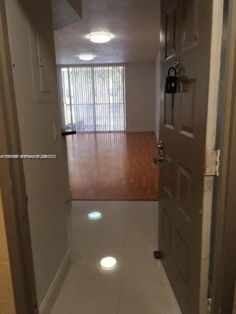 Las Vistas At Doral, 8205 Lake Dr #204, Doral, Florida 33166, image 3