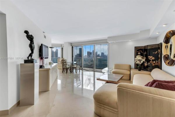 Turnberry Isle North, 19707 Turnberry Way #22G, Aventura, Florida 33180, image 1