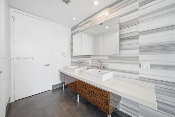 Marquis Residences, 1100 Biscayne Blvd #4402, Miami, Florida 33132, image 1