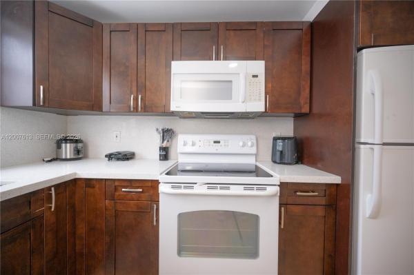 El Dorado Bay, 500 NE 26th St #2C, Miami, Florida 33137, image 1