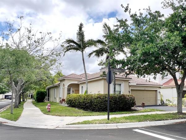 The Glades, 1901 Cedar Ct, Weston, Florida 33327, image 1