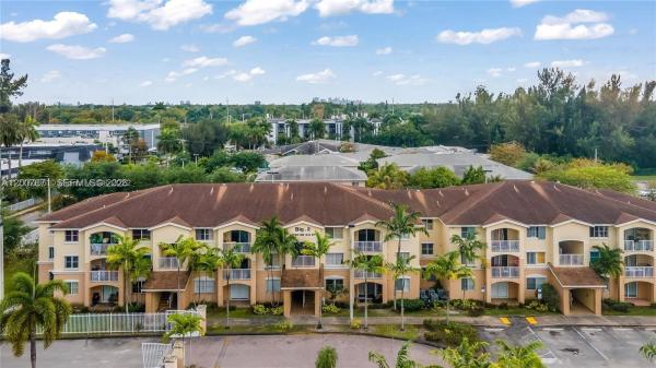 The Oaks In North Miami, 13780 NE 3rd Ct #207, North Miami, Florida 33161, image 3