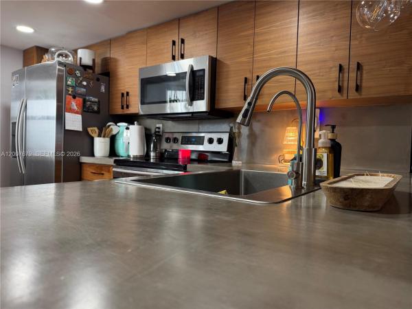 Pembroke Pines, Florida 33025, image 1