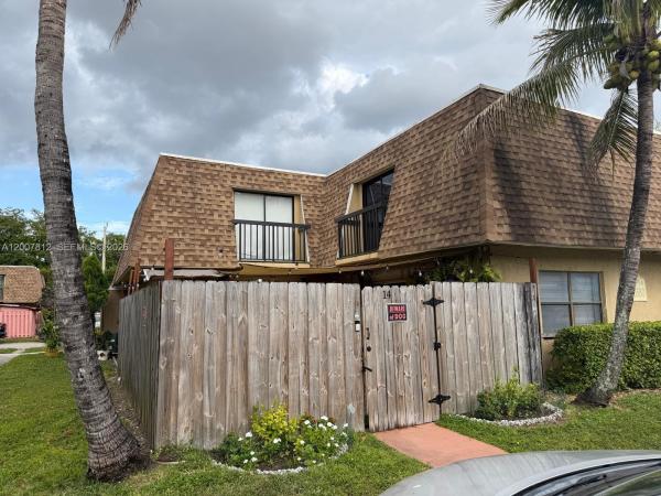 Lago Grande, 6580 W 24th Ct #14-19, Hialeah, Florida 33016, image 1
