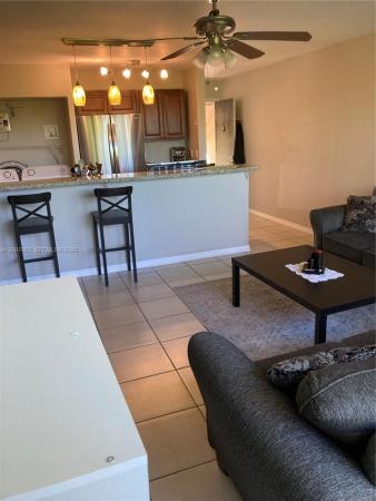 Embarcadero, 5300 NE 6th Ave #H16, Oakland Park, Florida 33334, image 1