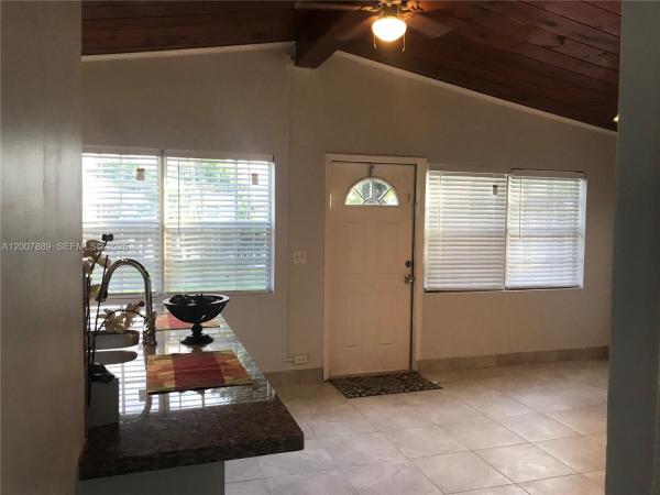 Delray Manors, 320 Ipswich St, Boca Raton, Florida 33487, image 1