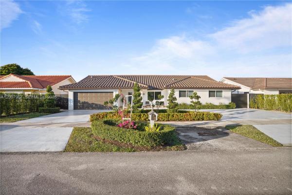 14005 SW 17th Ter, Unincorporated Dade County, Florida 33175, image 3