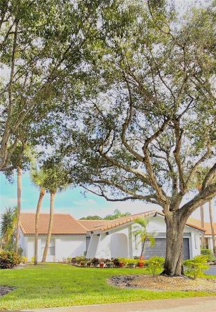 Green Glen 2 The Mews At Indian Spring, 5551 Lakeview Mews Dr, Boynton Beach, Florida 33437, image 1