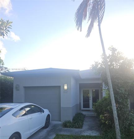 South Middle River, 1519 NE 3rd Ave, Fort Lauderdale, Florida 33304, image 1
