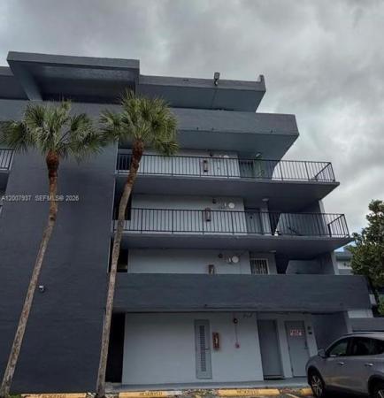 310 Fontainebleau Blvd #406, Unincorporated Dade County, Florida 33174, image 1