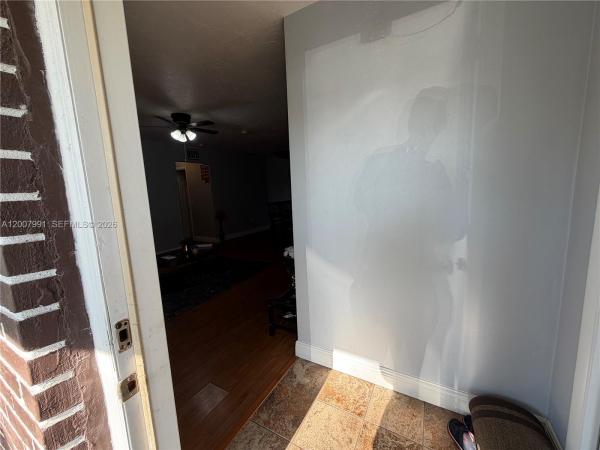 Boulevard Heights, 1160 NW 77th Way, Pembroke Pines, Florida 33024, image 2