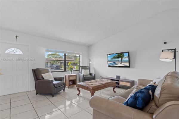 4829 SW 136th Pl, Unincorporated Dade County, Florida 33175, image 3