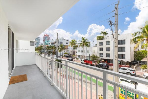 Ocean Point, 345 Ocean Dr #304, Miami Beach, Florida 33139, image 2