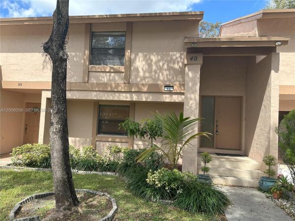 Townhomes Of Rock Creek, 40 Chestnut Cir, Cooper City, Florida 33026, image 1