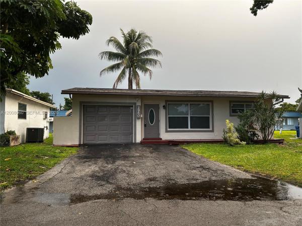 Gold Key Villas, 2960 NW 68th Way, Sunrise, Florida 33313, image 1