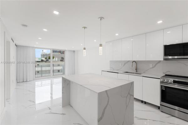 Ocean Point, 345 Ocean Dr #708, Miami Beach, Florida 33139, image 2