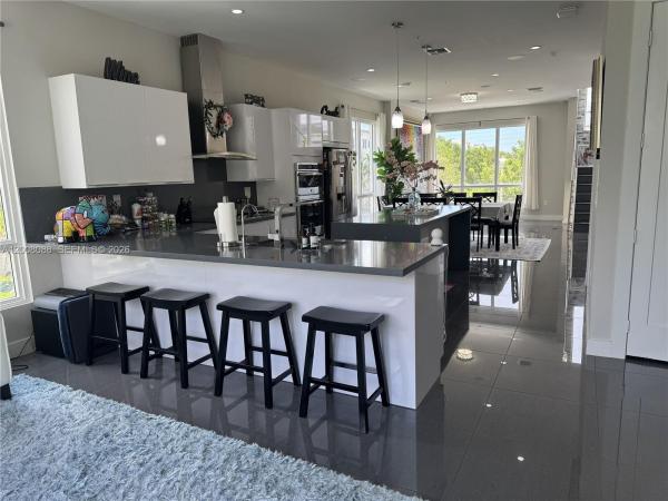 Landmark At Doral, 10331 NW 64th Ln, Doral, Florida 33178, image 1