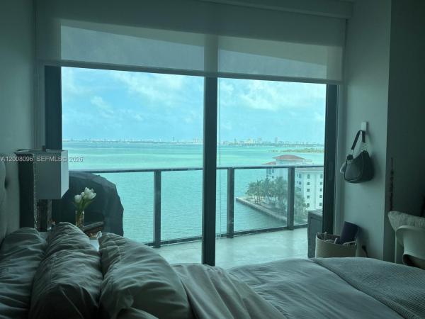 Icon Bay, 460 NE 28th St #902, Miami, Florida 33137, image 1
