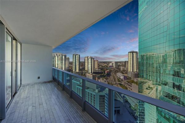 Epic Hotel & Residences, 200 Biscayne Boulevard Way #3613, Miami, Florida 33131, image 1