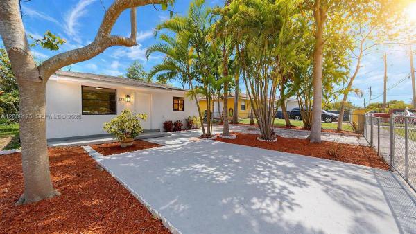 Town Of Florida City, 578 SW 2nd St, Florida City, Florida 33034, image 1